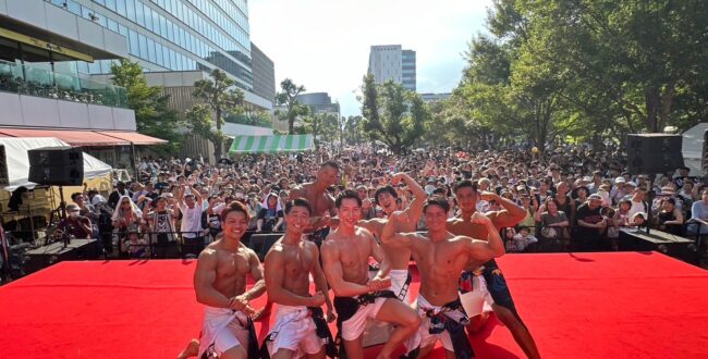 中野駅前大盆踊り大会　筋肉盆踊り